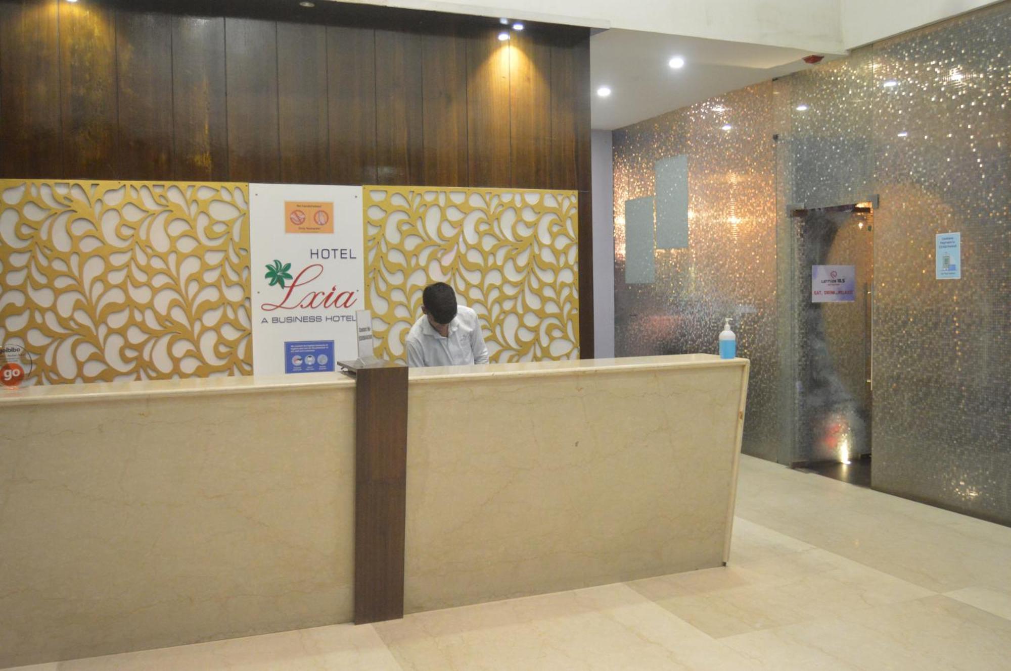 Hotel Lxia Hinjewadi - Indian Nationals Only Pimpri-Chinchwad ภายนอก รูปภาพ