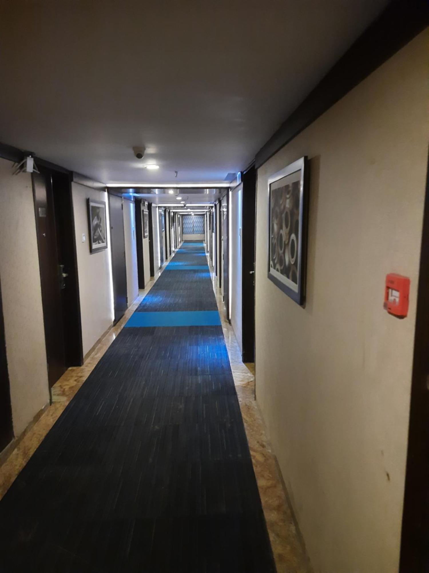 Hotel Lxia Hinjewadi - Indian Nationals Only Pimpri-Chinchwad ภายนอก รูปภาพ