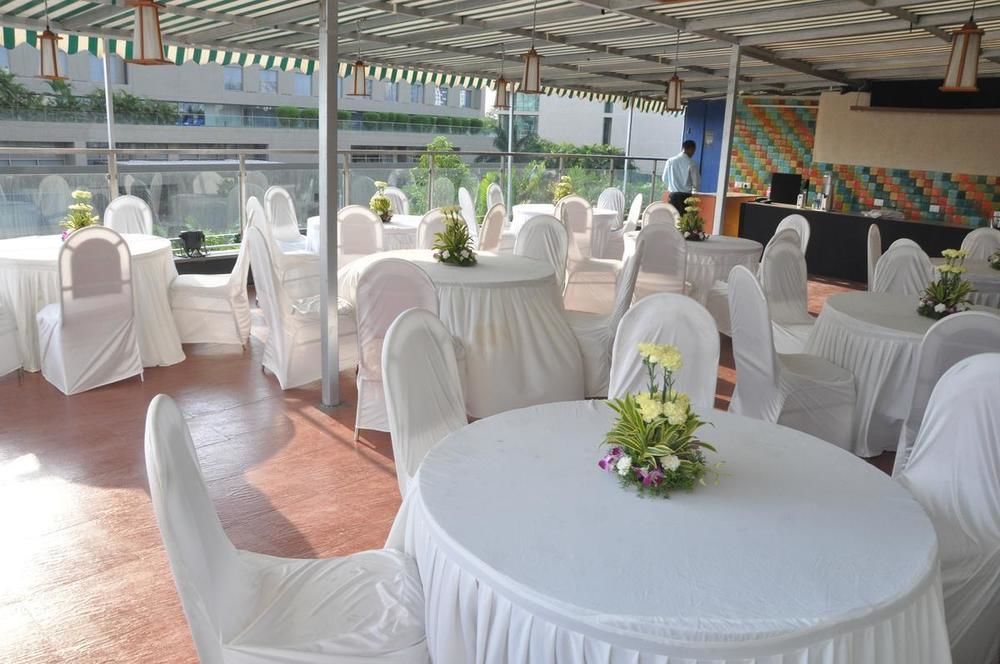 Hotel Lxia Hinjewadi - Indian Nationals Only Pimpri-Chinchwad ภายนอก รูปภาพ