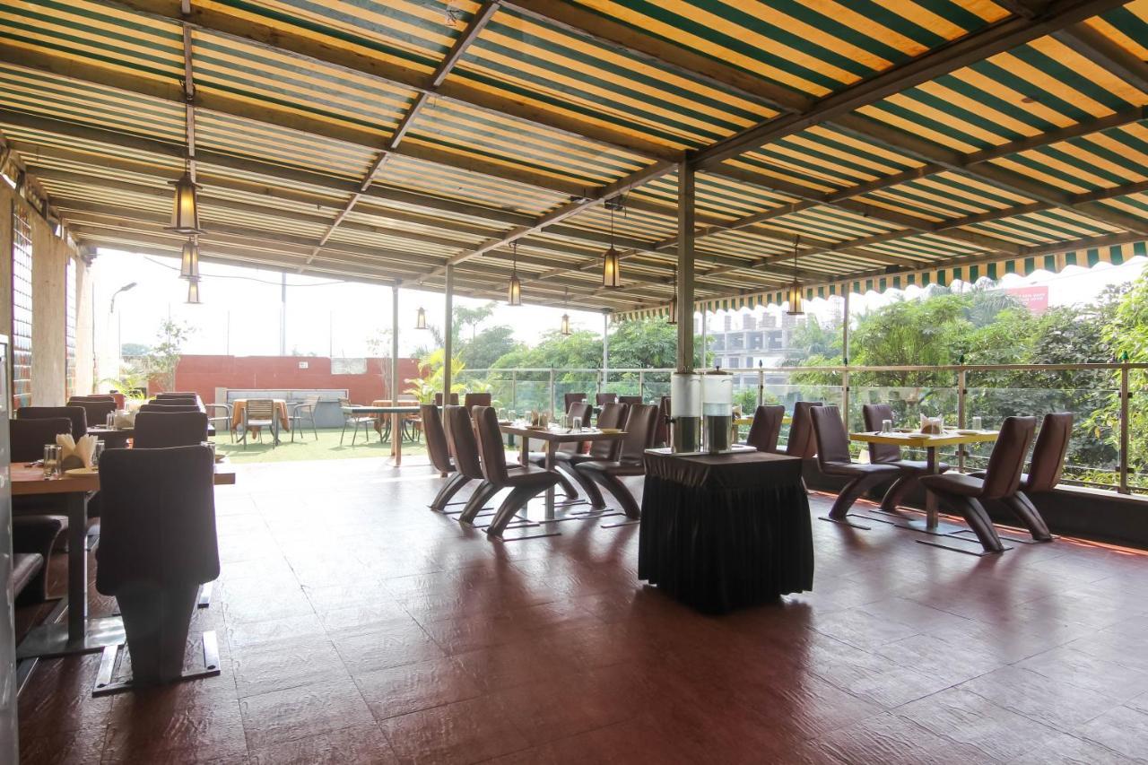 Hotel Lxia Hinjewadi - Indian Nationals Only Pimpri-Chinchwad ภายนอก รูปภาพ