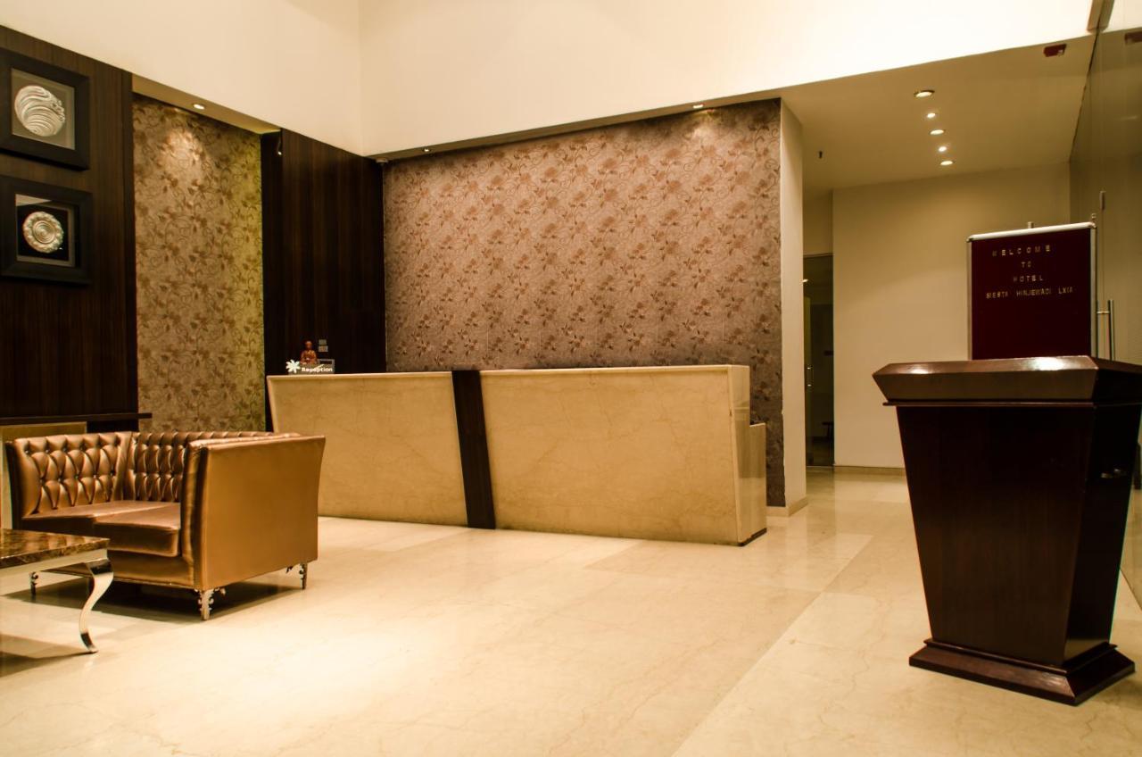 Hotel Lxia Hinjewadi - Indian Nationals Only Pimpri-Chinchwad ภายนอก รูปภาพ